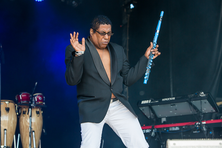 Sydney Youngblood @ Nostalgie Beach Festival, picture 1, photographed by Marc Verdonck - FrontView Magazine