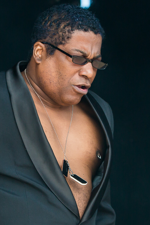 Sydney Youngblood @ Nostalgie Beach Festival, picture 4, photographed by Marc Verdonck - FrontView Magazine