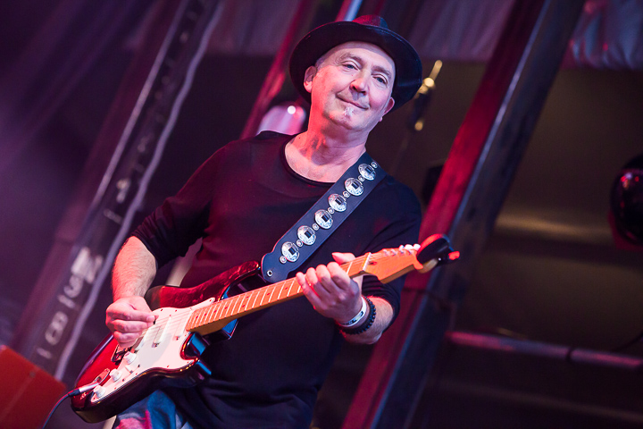 The Dinky Toys @ Nostalgie Beach Festival, foto 7, foto's door Marc Verdonck - FrontView Magazine
