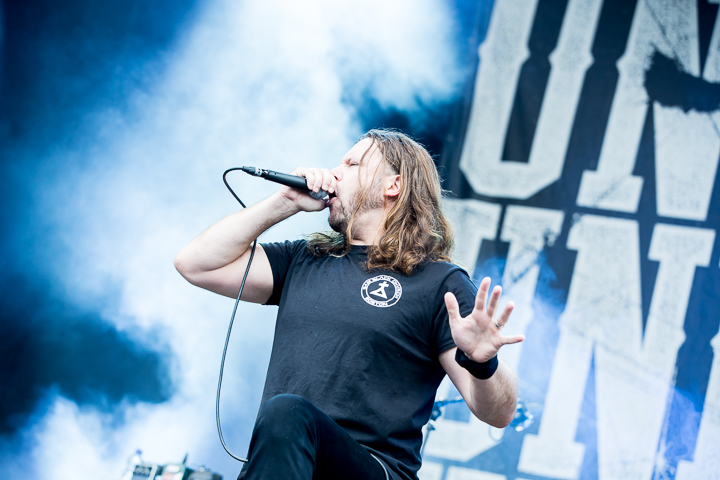 Unearth @ Into The Grave 2016, picture 6, photographed by Dorien Goetschalckx - FrontView Magazine