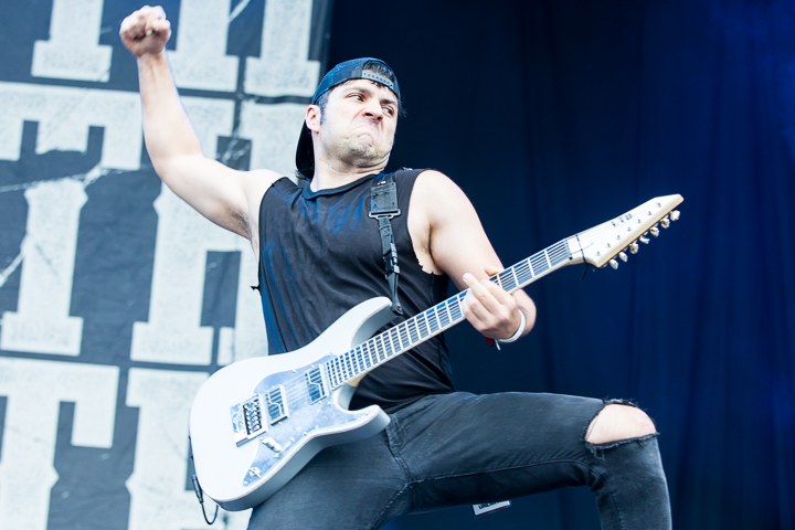 Unearth @ Into The Grave 2016, picture 7, photographed by Dorien Goetschalckx - FrontView Magazine