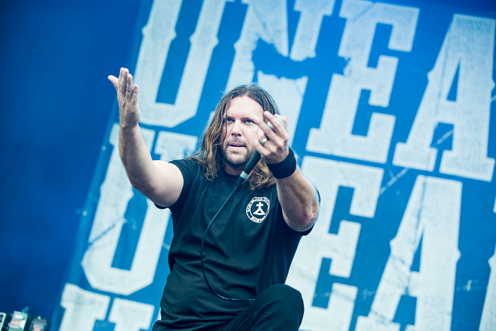 Unearth @ Into The Grave 2016, picture 10, photographed by Dorien Goetschalckx - FrontView Magazine