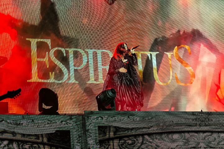 Within Temptation @ Alcatraz Metal Fest 2016, foto 8, foto's door Edwin Houdevelt - FrontView Magazine