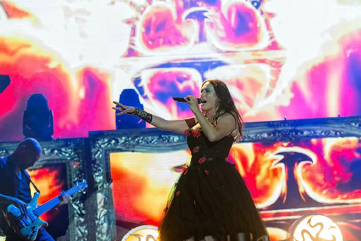 Within Temptation @ Alcatraz Metal Fest 2016, foto 28, foto's door Edwin Houdevelt - FrontView Magazine