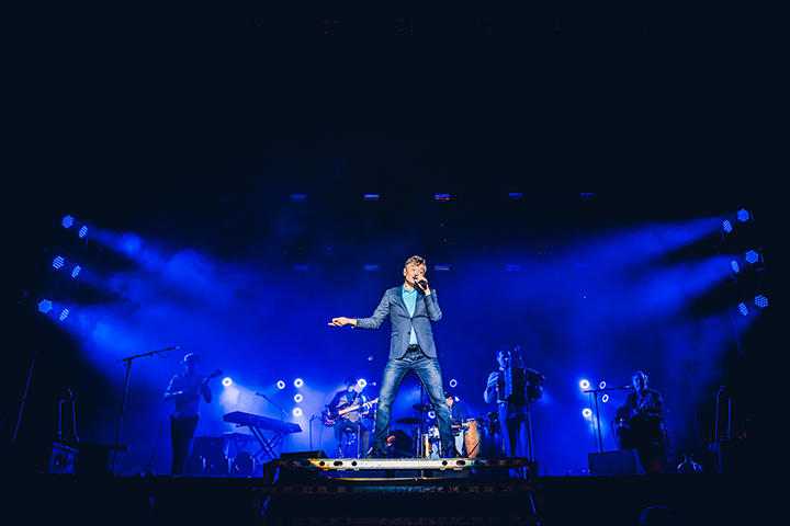 Bart Peeters @ Marktrock Aalst 2016, foto 2, foto's door Elke Briers - FrontView Magazine