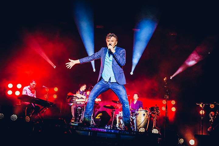 Bart Peeters @ Marktrock Aalst 2016, foto 4, foto's door Elke Briers - FrontView Magazine