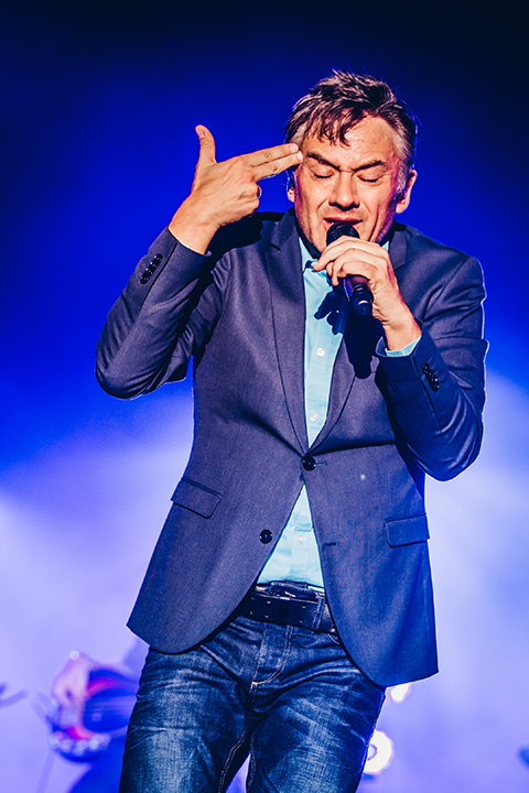 Bart Peeters @ Marktrock Aalst 2016, foto 7, foto's door Elke Briers - FrontView Magazine