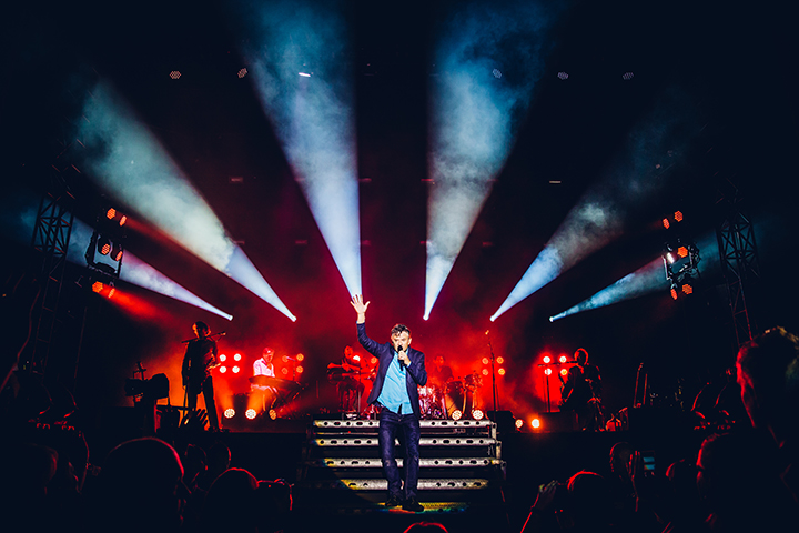 Bart Peeters @ Marktrock Aalst 2016, foto 9, foto's door Elke Briers - FrontView Magazine