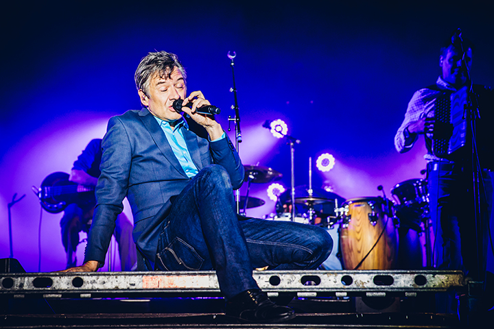 Bart Peeters @ Marktrock Aalst 2016, foto 19, foto's door Elke Briers - FrontView Magazine