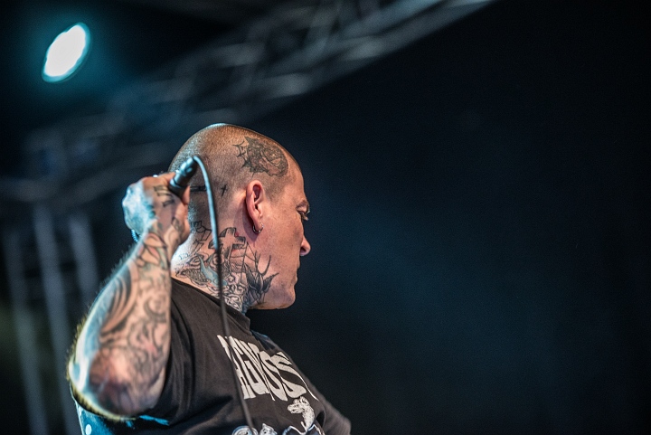 Bishops Green @ Ieper Hardcore Fest, picture 3, photographed by Luc Luyten - FrontView Magazine