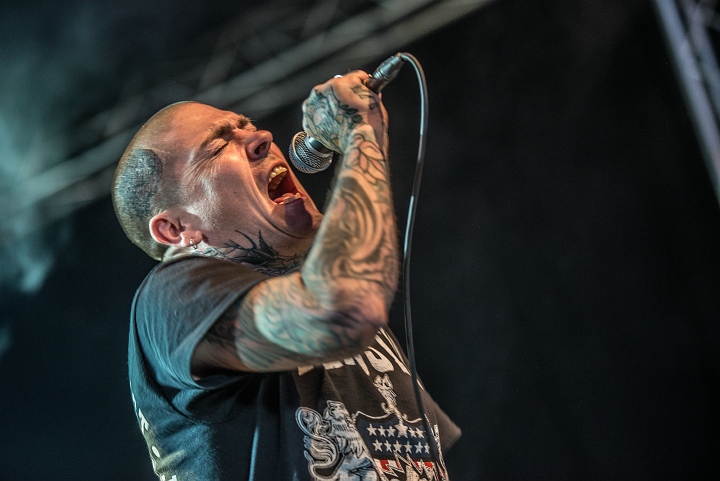 Bishops Green @ Ieper Hardcore Fest, picture 5, photographed by Luc Luyten - FrontView Magazine