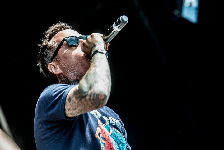 H2O @ Ieper Hardcore Fest, picture 4, photographed by Luc Luyten - FrontView Magazine
