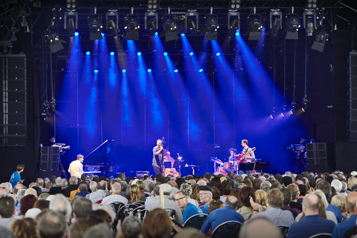 Jazz Middelheim - Zondag 14 augustus Avishai Cohen, Tutu Pouane, Jef Neve & Typhoon, STUFF. 'Hybrid Love', picture 17, photographed by Frederik Strobbe - FrontView Magazine