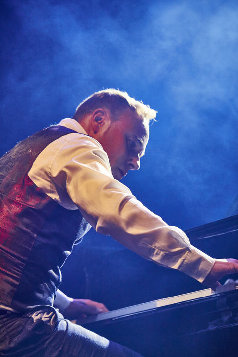 Jazz Middelheim - Zondag 14 augustus Avishai Cohen, Tutu Pouane, Jef Neve & Typhoon, STUFF. 'Hybrid Love', picture 39, photographed by Frederik Strobbe - FrontView Magazine
