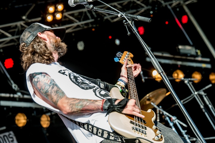 MDC @ Ieper Hardcore Fest, picture 12, photographed by Luc Luyten - FrontView Magazine