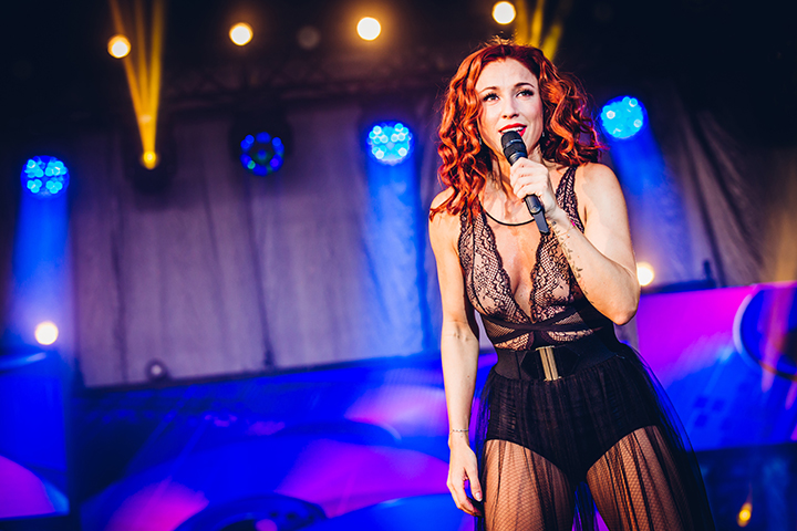 Natalia @ Marktrock Aalst 2016, picture 3, photographed by Elke Briers - FrontView Magazine