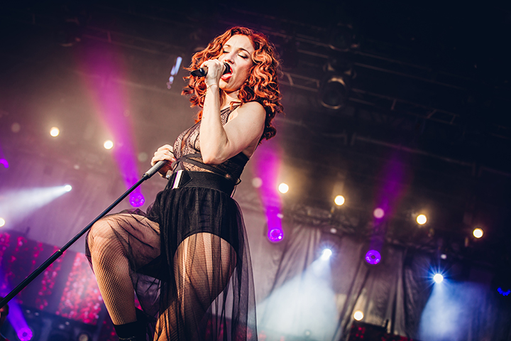 Natalia @ Marktrock Aalst 2016, picture 15, photographed by Elke Briers - FrontView Magazine