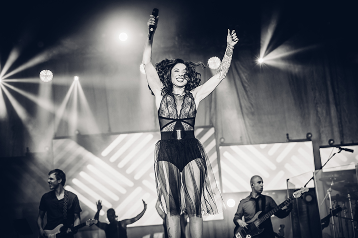 Natalia @ Marktrock Aalst 2016, picture 17, photographed by Elke Briers - FrontView Magazine