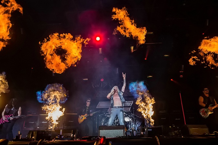 Twisted Sister @ Alcatraz Metal Fest 2016, foto 19, foto's door Edwin Houdevelt - FrontView Magazine
