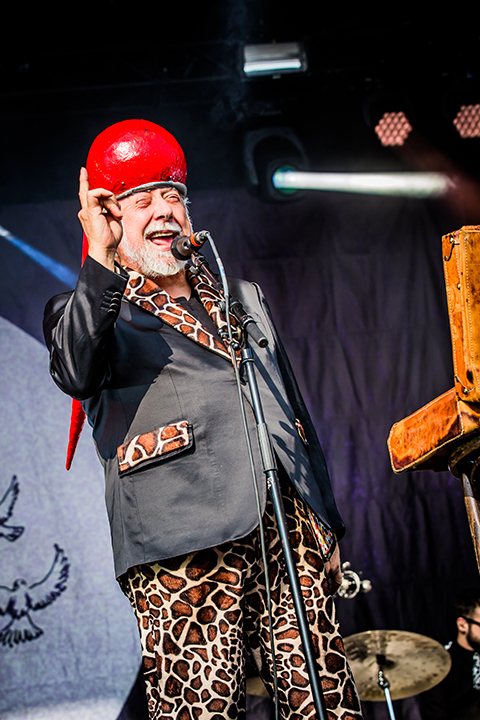 Urbanus & De Fanfaar @ Marktrock Aalst 2016, foto 1, foto's door Elke Briers - FrontView Magazine