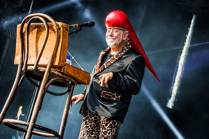 Urbanus & De Fanfaar @ Marktrock Aalst 2016, foto 3, foto's door Elke Briers - FrontView Magazine