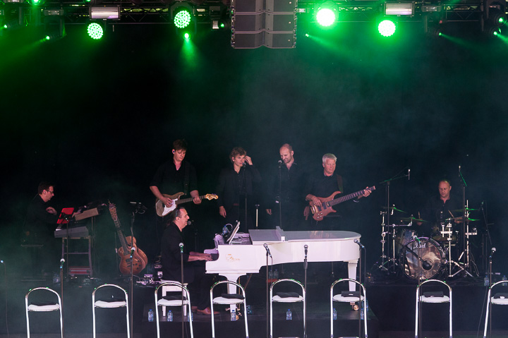 Grungblavers @ OLT Rivierenhof, picture 1, photographed by Goele Bormans - FrontView Magazine