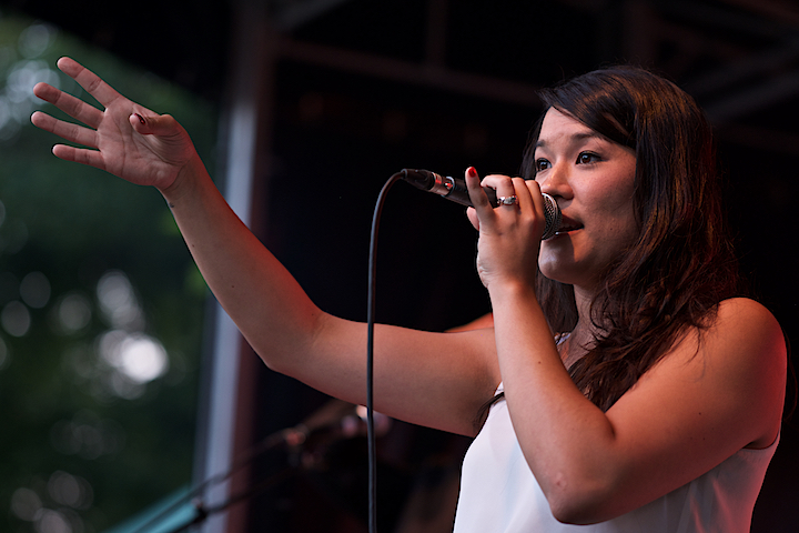 Silke & The Expendables @ Engie Parties Kapellen, picture 5, photographed by James Van Roosbroeck - FrontView Magazine