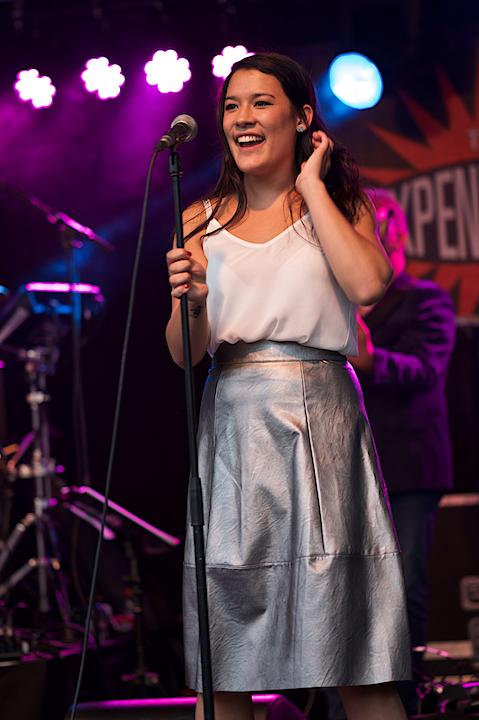 Silke & The Expendables @ Engie Parties Kapellen, picture 9, photographed by James Van Roosbroeck - FrontView Magazine