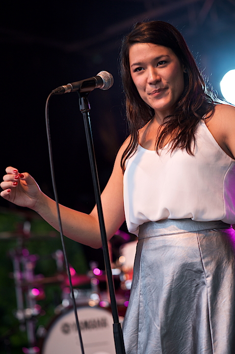 Silke & The Expendables @ Engie Parties Kapellen, picture 13, photographed by James Van Roosbroeck - FrontView Magazine