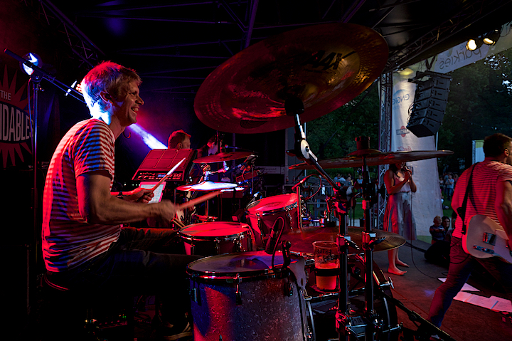 Silke & The Expendables @ Engie Parties Kapellen, picture 17, photographed by James Van Roosbroeck - FrontView Magazine