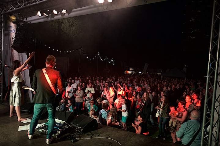 Silke & The Expendables @ Engie Parties Kapellen, picture 27, photographed by James Van Roosbroeck - FrontView Magazine