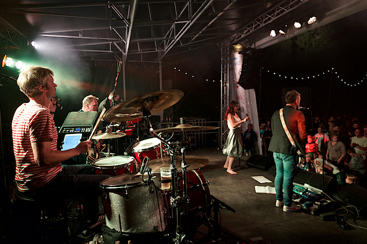 Silke & The Expendables @ Engie Parties Kapellen, picture 28, photographed by James Van Roosbroeck - FrontView Magazine