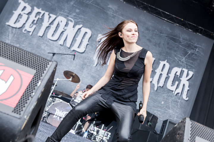 Beyond The Black @ Summer Breeze 2016, picture 2, photographed by Dorien Goetschalckx - FrontView Magazine