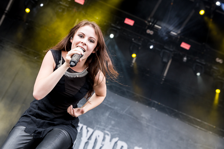 Beyond The Black @ Summer Breeze 2016, picture 9, photographed by Dorien Goetschalckx - FrontView Magazine