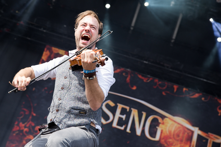 Versengold @ Summer Breeze 2016, picture 5, photographed by Dorien Goetschalckx - FrontView Magazine
