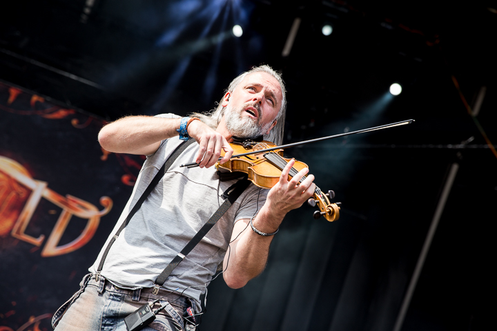 Versengold @ Summer Breeze 2016, picture 10, photographed by Dorien Goetschalckx - FrontView Magazine