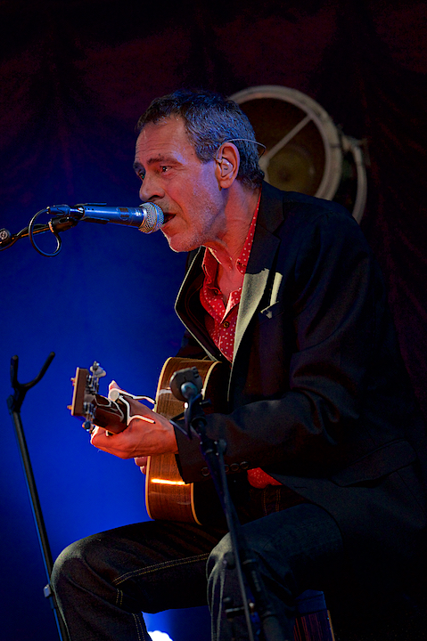 Bart Peeters @ OLT Rivierenhof, picture 4, photographed by James Van Roosbroeck - FrontView Magazine