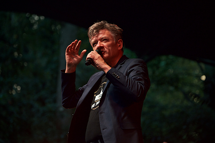 Bart Peeters @ OLT Rivierenhof, picture 26, photographed by James Van Roosbroeck - FrontView Magazine