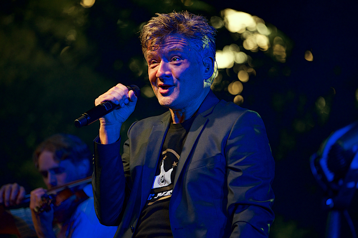 Bart Peeters @ OLT Rivierenhof, picture 29, photographed by James Van Roosbroeck - FrontView Magazine