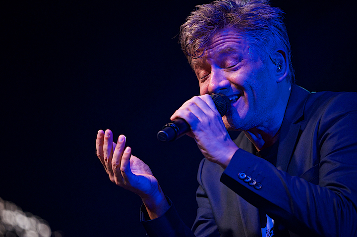 Bart Peeters @ OLT Rivierenhof, picture 32, photographed by James Van Roosbroeck - FrontView Magazine
