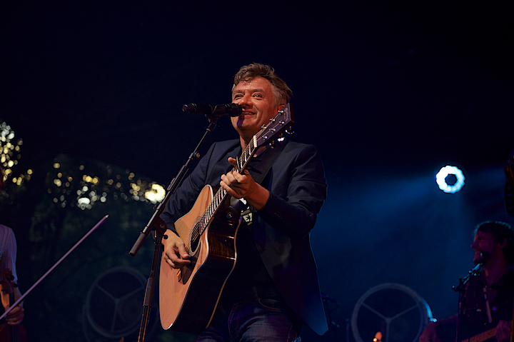 Bart Peeters @ OLT Rivierenhof, picture 34, photographed by James Van Roosbroeck - FrontView Magazine