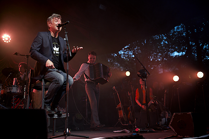 Bart Peeters @ OLT Rivierenhof, picture 44, photographed by James Van Roosbroeck - FrontView Magazine