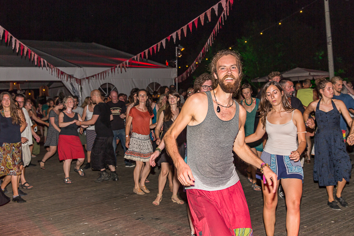 BoombalFestival Dag 1 Sfeer & Publiek @ Lovendegem, picture 45, photographed by Guy Danneels - FrontView Magazine