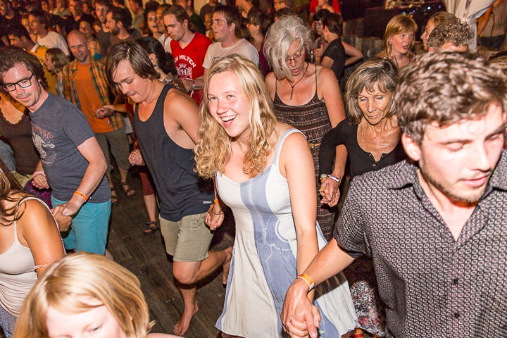 BoombalFestival Dag 1 Sfeer & Publiek @ Lovendegem, picture 50, photographed by Guy Danneels - FrontView Magazine