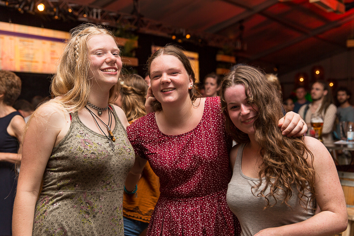 BoombalFestival Dag 1 Sfeer & Publiek @ Lovendegem, picture 66, photographed by Guy Danneels - FrontView Magazine