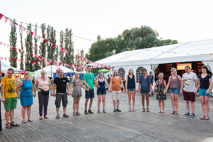 Folkdansinitiatie Kurt Garrez @ BoombalFestival Dag 1 Lovendegem, picture 10, photographed by Guy Danneels - FrontView Magazine