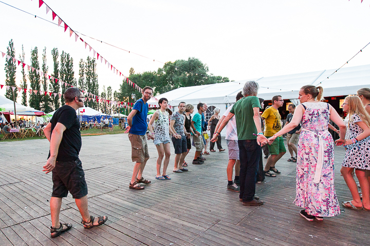 Folkdansinitiatie Kurt Garrez @ BoombalFestival Dag 1 Lovendegem, picture 11, photographed by Guy Danneels - FrontView Magazine