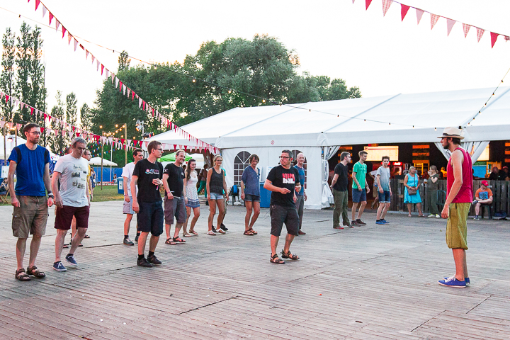 Folkdansinitiatie Kurt Garrez @ BoombalFestival Dag 1 Lovendegem, picture 12, photographed by Guy Danneels - FrontView Magazine