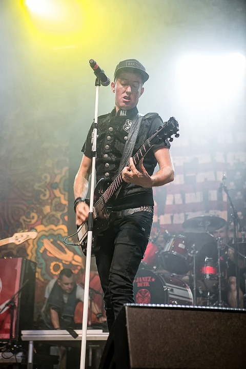 Janez Detd @ Boerenrock 2016, foto 9, foto's door Edwin Houdevelt - FrontView Magazine