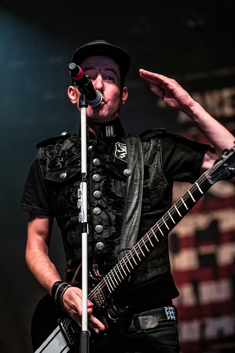 Janez Detd @ Boerenrock 2016, foto 13, foto's door Edwin Houdevelt - FrontView Magazine